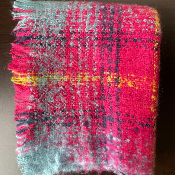 Pretty Persuasions Fuchsia Scarf - Picture 2 of 3